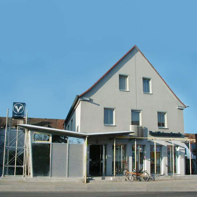 Bankgebäude Schwebheim Bild 1